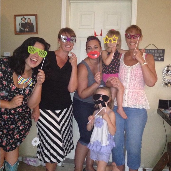 Meet your Posher, Dawn - Picture 4 of 5